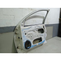 Porta Dianteira Direita Corsa Sedan 2002 (branco)  C/detalhe