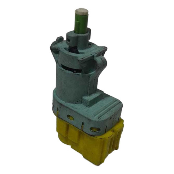 Interruptor Pedal Freio Fiat Mobi 2019 52162684