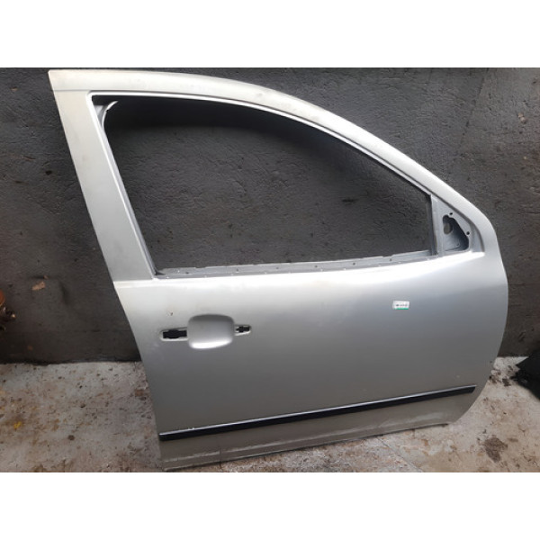 Porta Lado Direito Montana Agile Ls 2013 C/ Detalhes