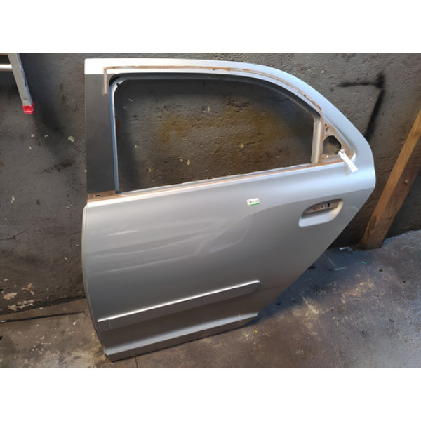Porta Traseira Esquerda Cobalt 2017 (prata) C/detalhes