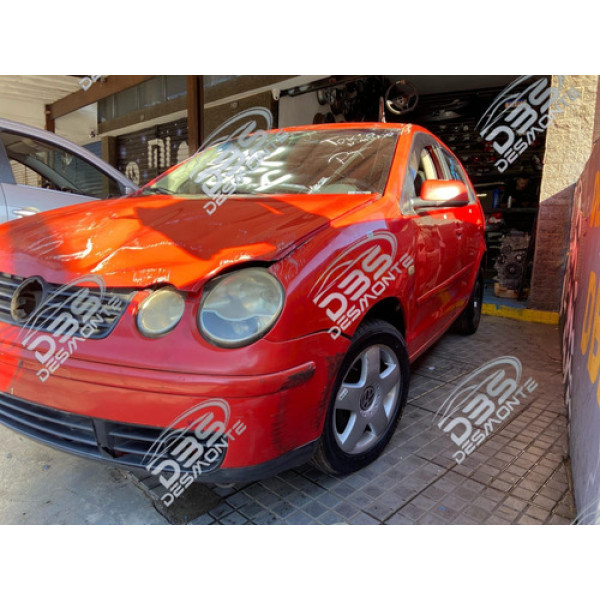 Traseira Com Teto Polo 1.6 2004 Gasolina (retirada De Peças)
