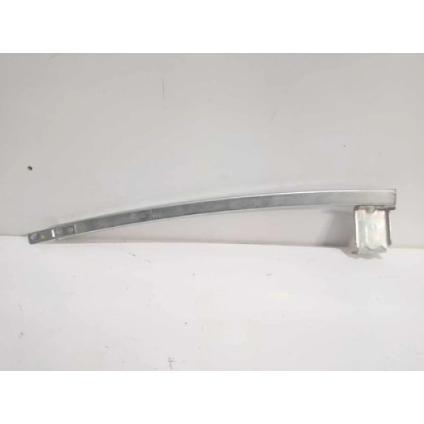 Guia Vidro Porta D/d Fox 1.6 Giii 2010 5z4837418a Prateado