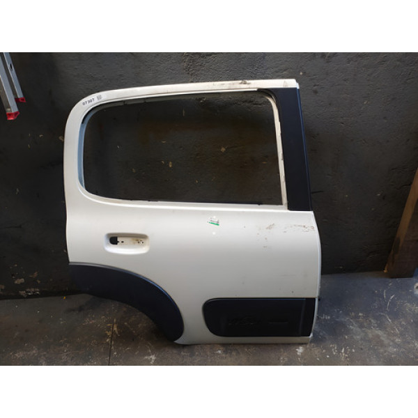 Porta Traseira Direita Uno Way 1.0 2019 (branco) C/ Detalhes
