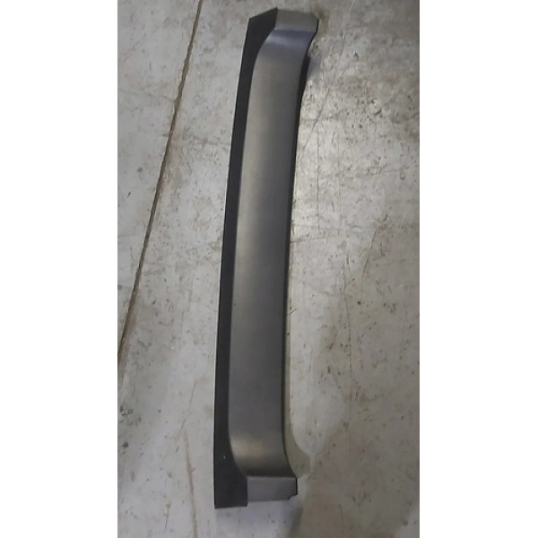 Moldura Aplique Caçamba Duster Oroch 2017 738f82404r