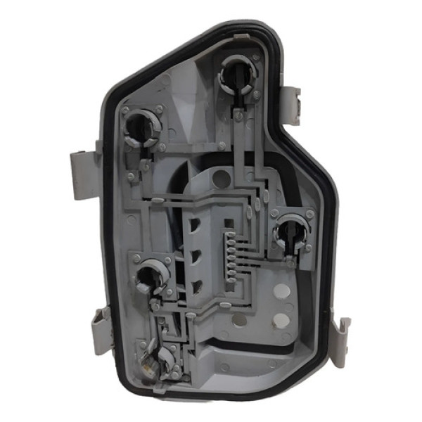 Circuito Lanterna Direita Polo 1.6 2003 Direito/passageiro Vermelha