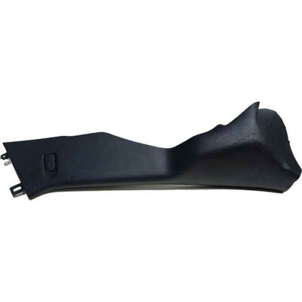 Moldura Coluna Traseira Direita Polo 1.6 2003