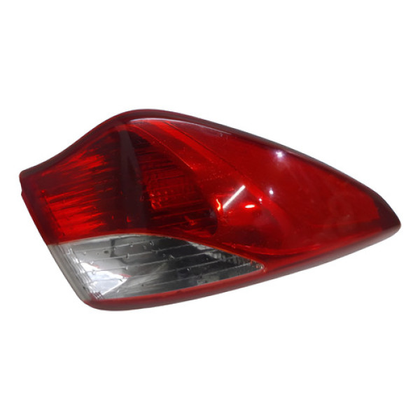 Lanterna Traseira Esquerda C/detalhe Hb20 2015