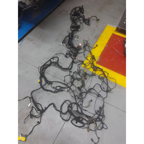 Chicote Carroceria Com Detalhe Cobalt 1.8 2017