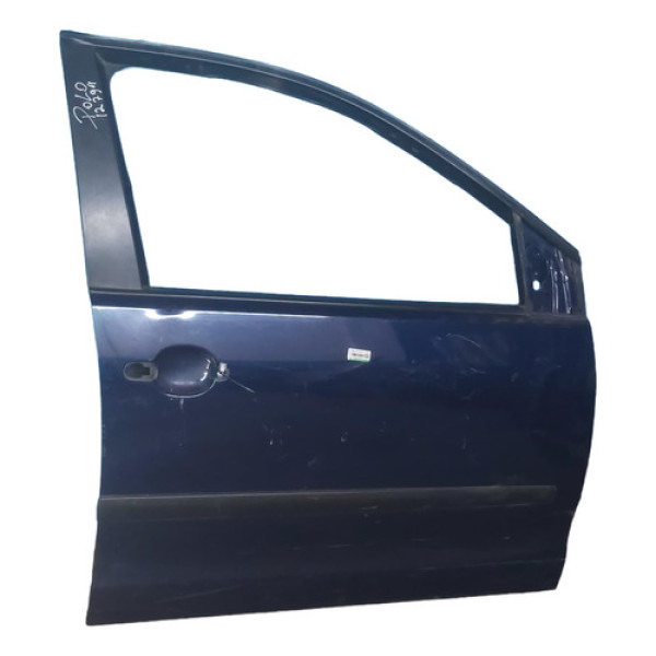 Porta Dianteira Direita Polo Sedan 2004 (azul) C/ Detalhes
