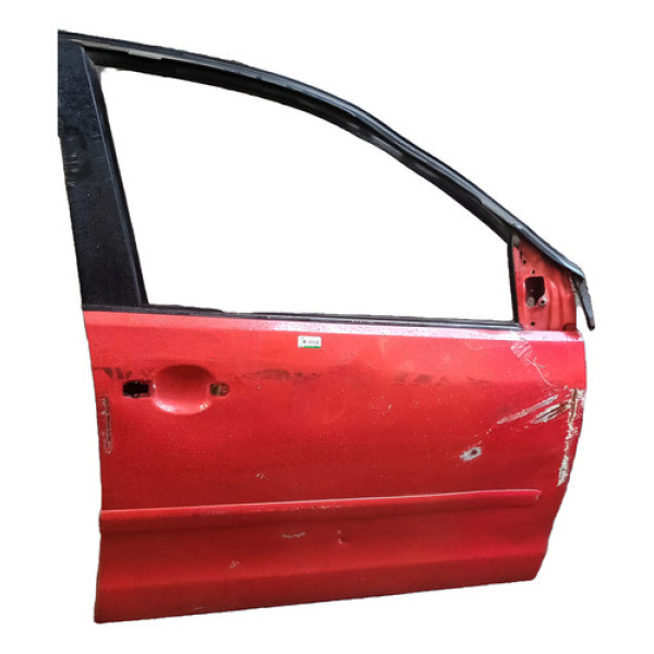 Porta Dianteira Direita Polo 2004 (vermelho) C/detalhe