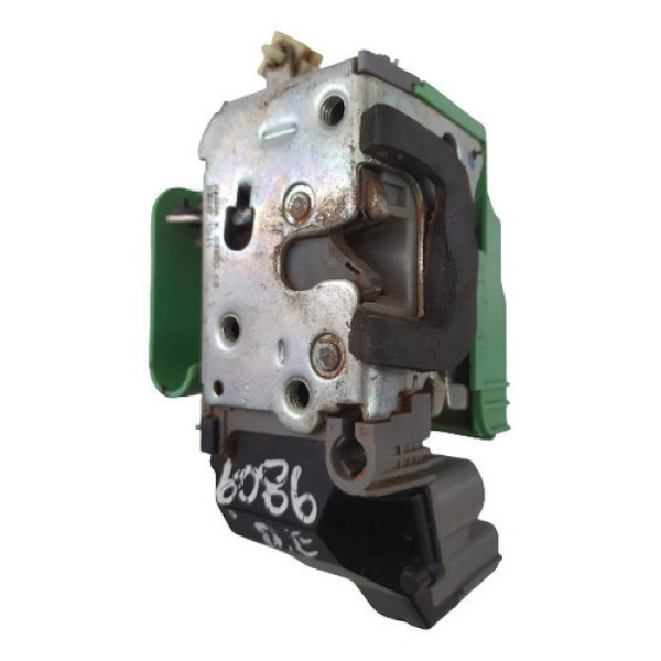 Fechadura Porta Dianteira Esquerda Uno Atractive 2017 