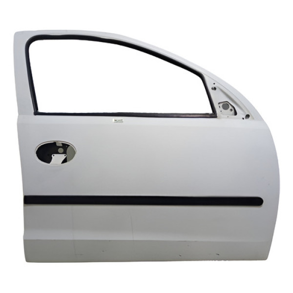 Porta Dianteira Direita Corsa Sedan 2002 (branco)  C/detalhe