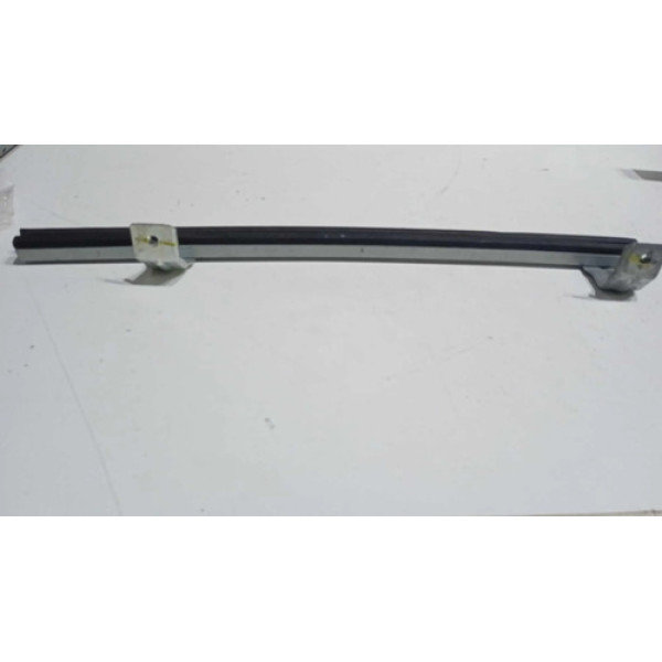 Guia Vidro Porta D/e Kicks Cvt 1.6 16v 2019 Cinza