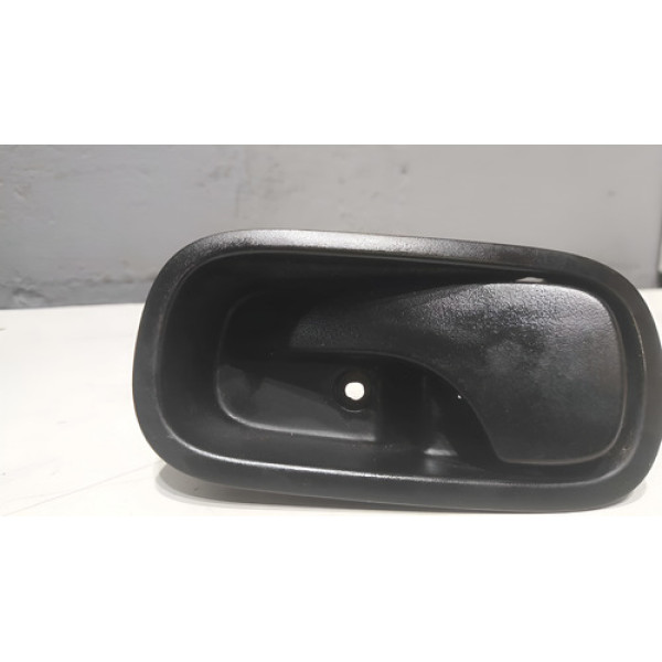 Maçaneta Interna  D/e Fiat Mobi  2019 100180498