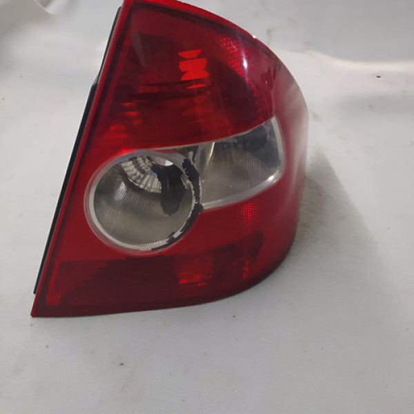 Lanterna Traseira Direita Ford Fiesta S 2009 C/detalhe